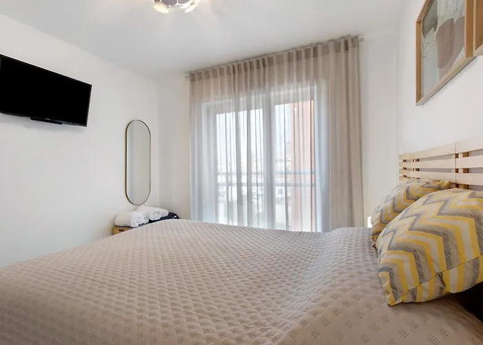 Coral Oasis Daire